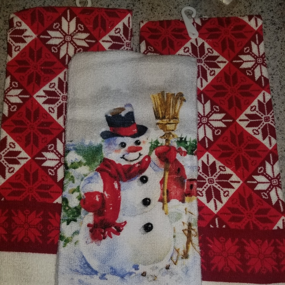 Kitchen hand towels (winter themed)